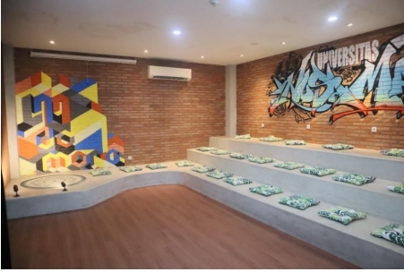 Ruang diskusi riset UNM AI Center